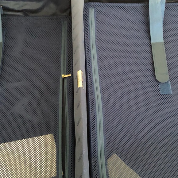 RIMOWA Cabin and Check in Medium. - Picture 8 of 16